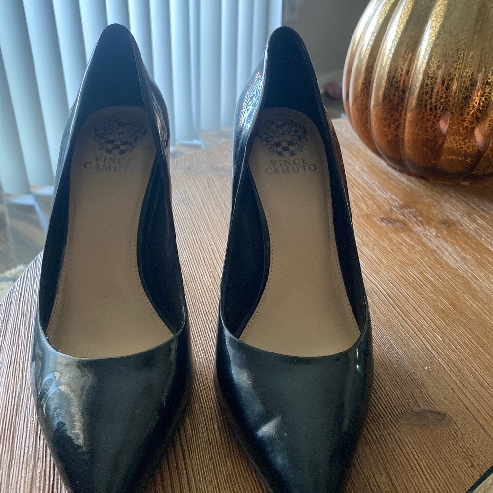 Vince Camuto Pumps